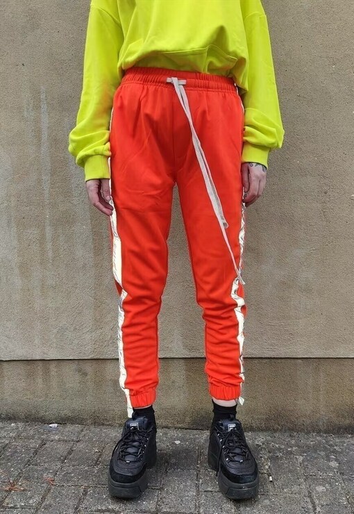 garment image