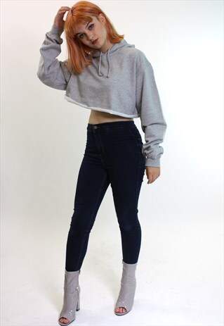 CROPPED HOODIE