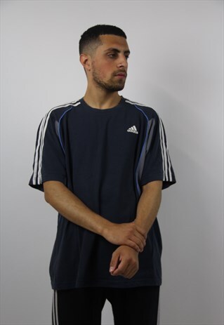 VINTAGE ADIDAS SPORTS T-SHIRT