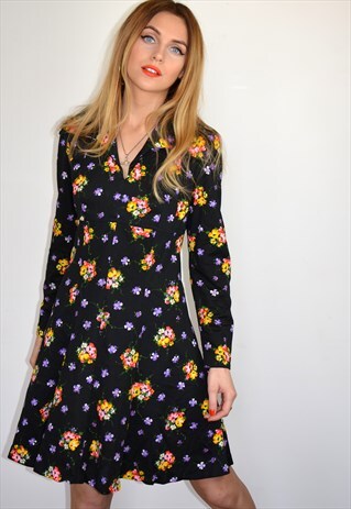 VINTAGE 70S BLACK FLORAL PRINT LONG SLEEVE DRESS