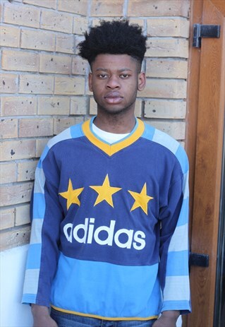 VINTAGE ADIDAS SWEATSHIRT