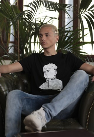 TEE BLACK WITH CESAR