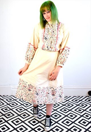 VINTAGE 70'S SWEDISH COTTON CREAM FLORAL PRINT DRESS