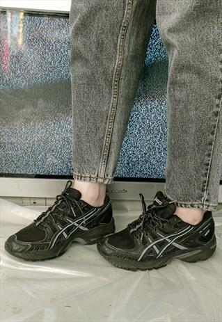 ASICS VINTAGE BLACK SNEAKERS