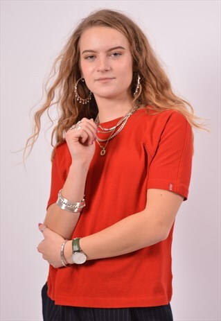 VINTAGE LEVI'S T-SHIRT TOP RED