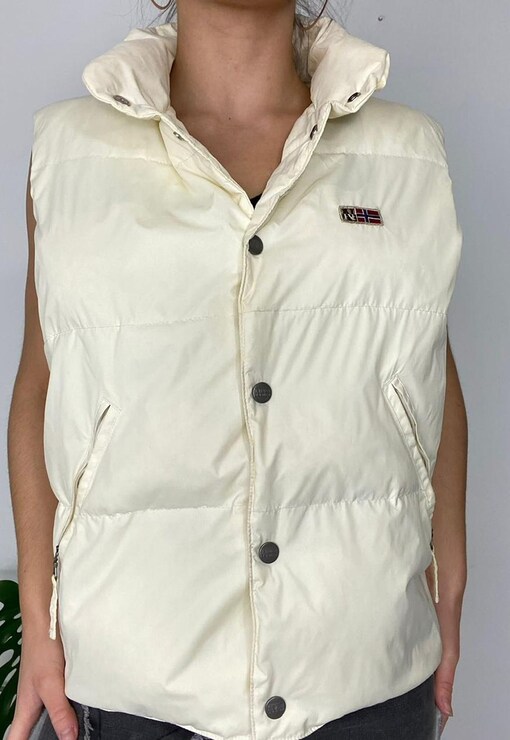 garment image