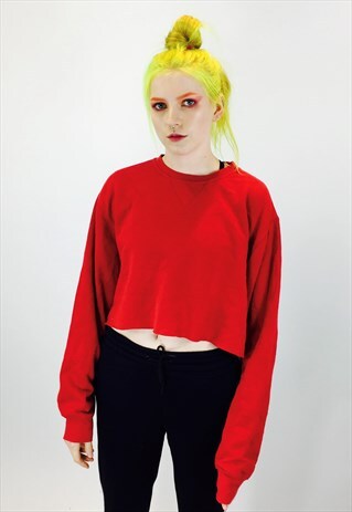SUPER CUTE VINTAGE 90S CROPPED SWEATSHIRT