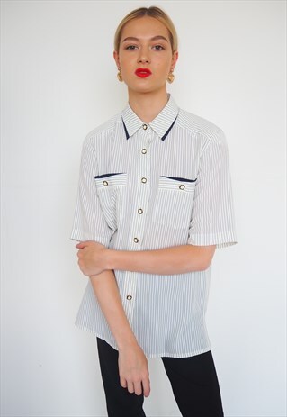 VINTAGE BLACK AND WHITE STRIPE SHIRT