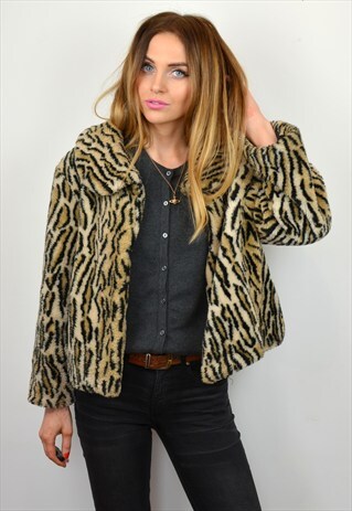 VINTAGE 90S LEOPARD PRINT FAUX FUR CROPPED JACKET