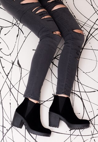 BRYNLEE PLATFORM BLOCK HEEL ANKLE BOOTS- BLACK SUEDE STYLE