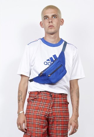 VINTAGE 90'S INVICTA ROYAL BLUE BUM BAG