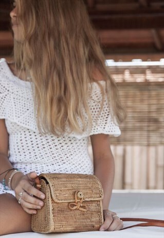 SMALL MAIL BASKET BAG