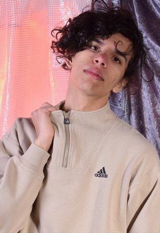 VINTAGE ADIDAS TAN EMBROIDERED 1/4 ZIPPED SWEATSHIRT