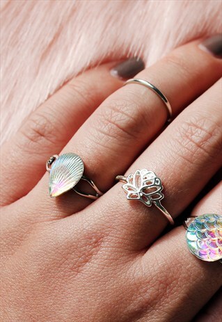 CALYPSO WHITE RING