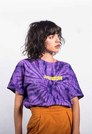 T-SHIRT IN PURPLE TIE-DYE WITH WARPED PRINT