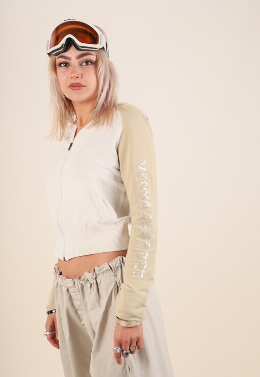 garment image