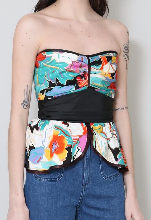 garment image