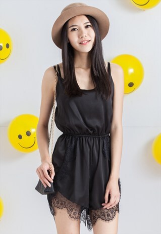 LACE PLAYSUIT - BLACK