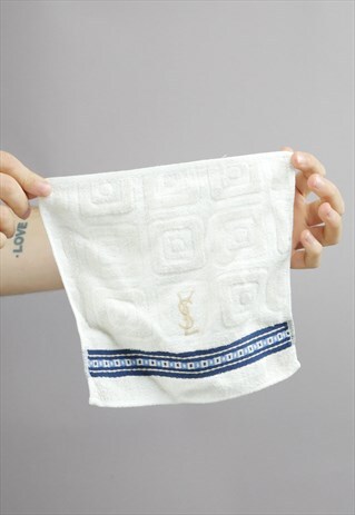 VINTAGE YVES SAINT LAURENT FLANNEL IN WHITE WITH LOGO