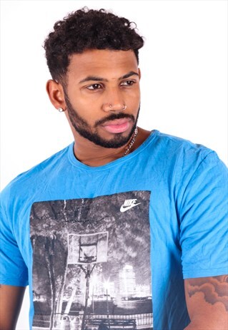 VINTAGE NIKE T-SHIRT T607