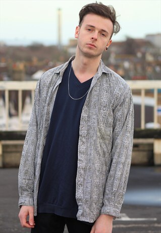VINTAGE // PATTERNED SHIRT // SEE SIZE
