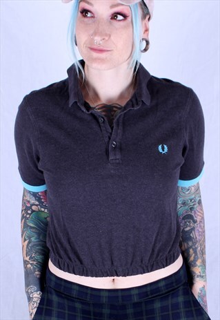 CROPPED CHARCOAL FRED PERRY FESTIVAL Y2K TSHIRT