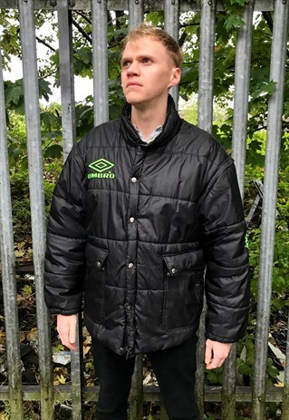 VINTAGE UMBRO BLACK GREEN SPELLOUT PUFFER COAT JACKET
