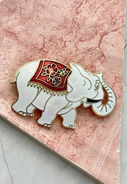 80s White Elephant Brooch Animal Vintage Jewellery 