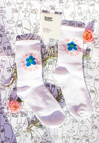 White Floral Circle Text Skater Style Socks