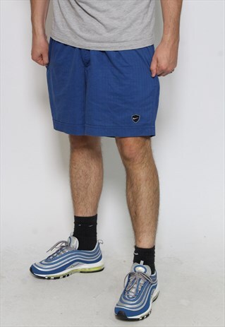 VINTAGE NIKE SHORTS