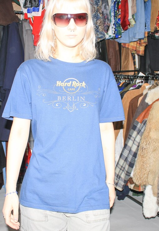 garment image
