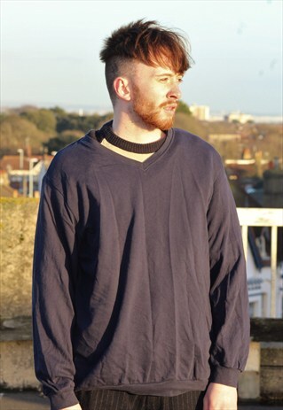 VINTAGE // 90'S // V-NECK JUMPER