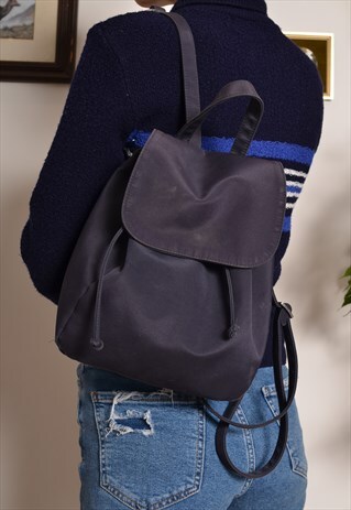 VINTAGE 90S CANVAS SMALL BACKPACK IN NAVY BLUE