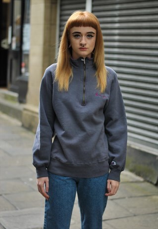 VINTAGE CHAMPION SPELL OUT 1/4 ZIP SWEATER