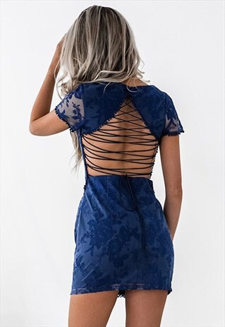 GORGEOUS DETAILED LACE DRESS IN NAVY