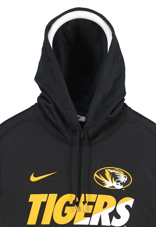 garment image