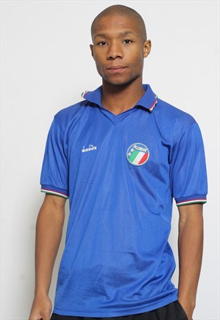 VINTAGE DIADORA ITALY COLLARED FOOTBALL SHIRT