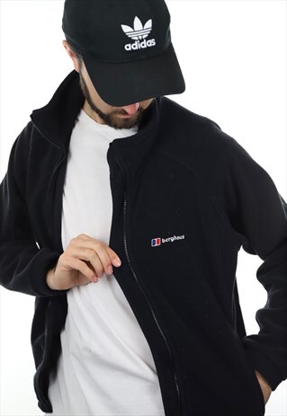 VINTAGE BERGHAUS FLEECE