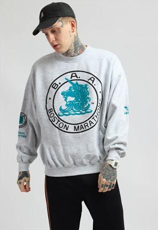 VINTAGE ADIDAS SWEATSHIRT