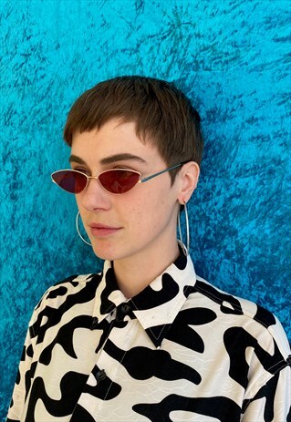 SMALL 90S STYLE OVAL SUNGLASSES - DARK PINK