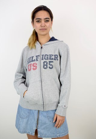 VINTAGE 90'S TOMMY HILFIGER HOODIE
