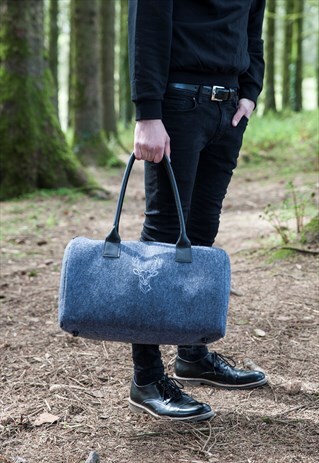 STAG HEAD EMBROIDERED WEEKEND BAG