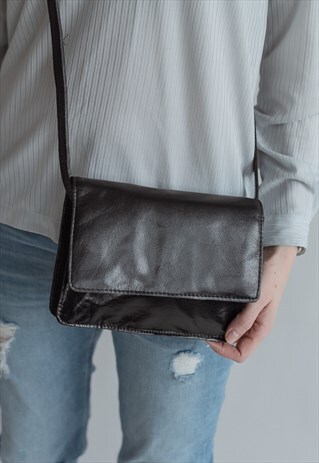 VINTAGE Y2K MINIMAL PARTY SHOULDER BAG