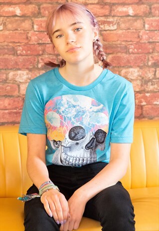 GRAPHIC TEE IN AQUA BLUE WITH JELLYFISH SKULL PRINT