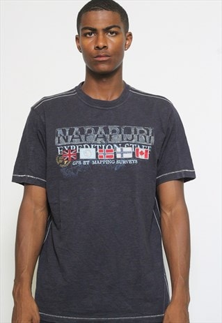 VINTAGE NAPAPIJRI T-SHIRT