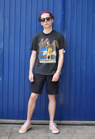 VINTAGE 80S WILE E COYOTE LOONEY TUNES T SHIRT.
