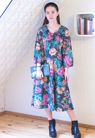 DARK GREY VINTAGE DRESS WITH BRIGHT FLOWERS