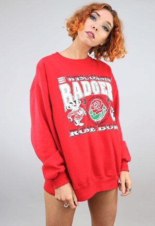 VINTAGE 1994 OVERSIZED RED BADGERS SWEATER SWEATSHIRT