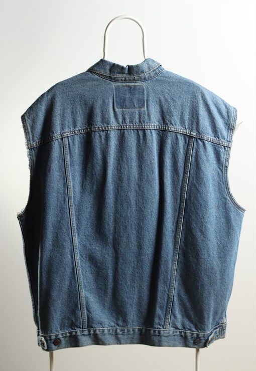 garment image