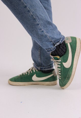 VINTAGE NIKE SUEDE BLAZER TRAINERS